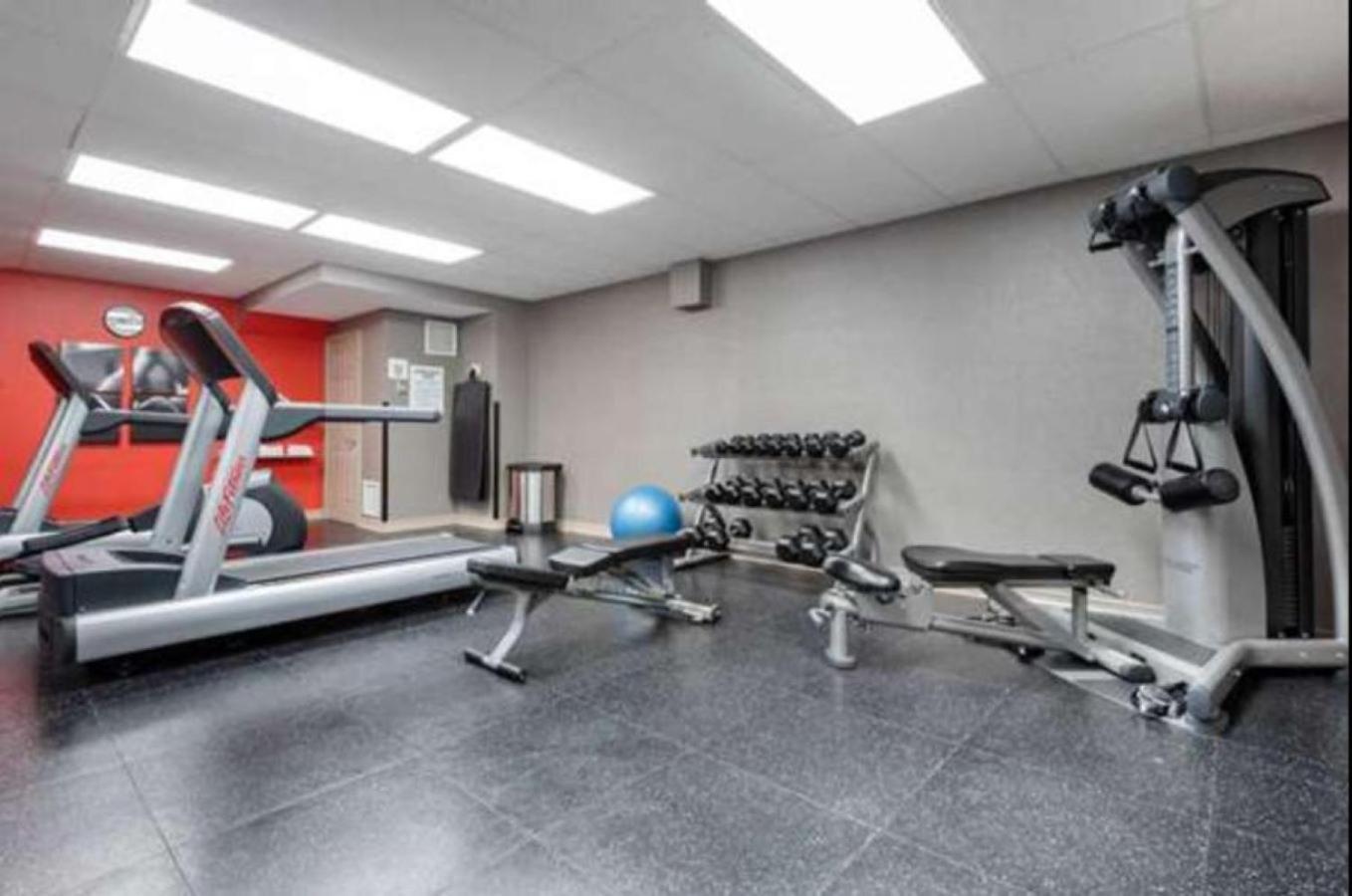Quality Inn & Suites Oakville Esterno foto