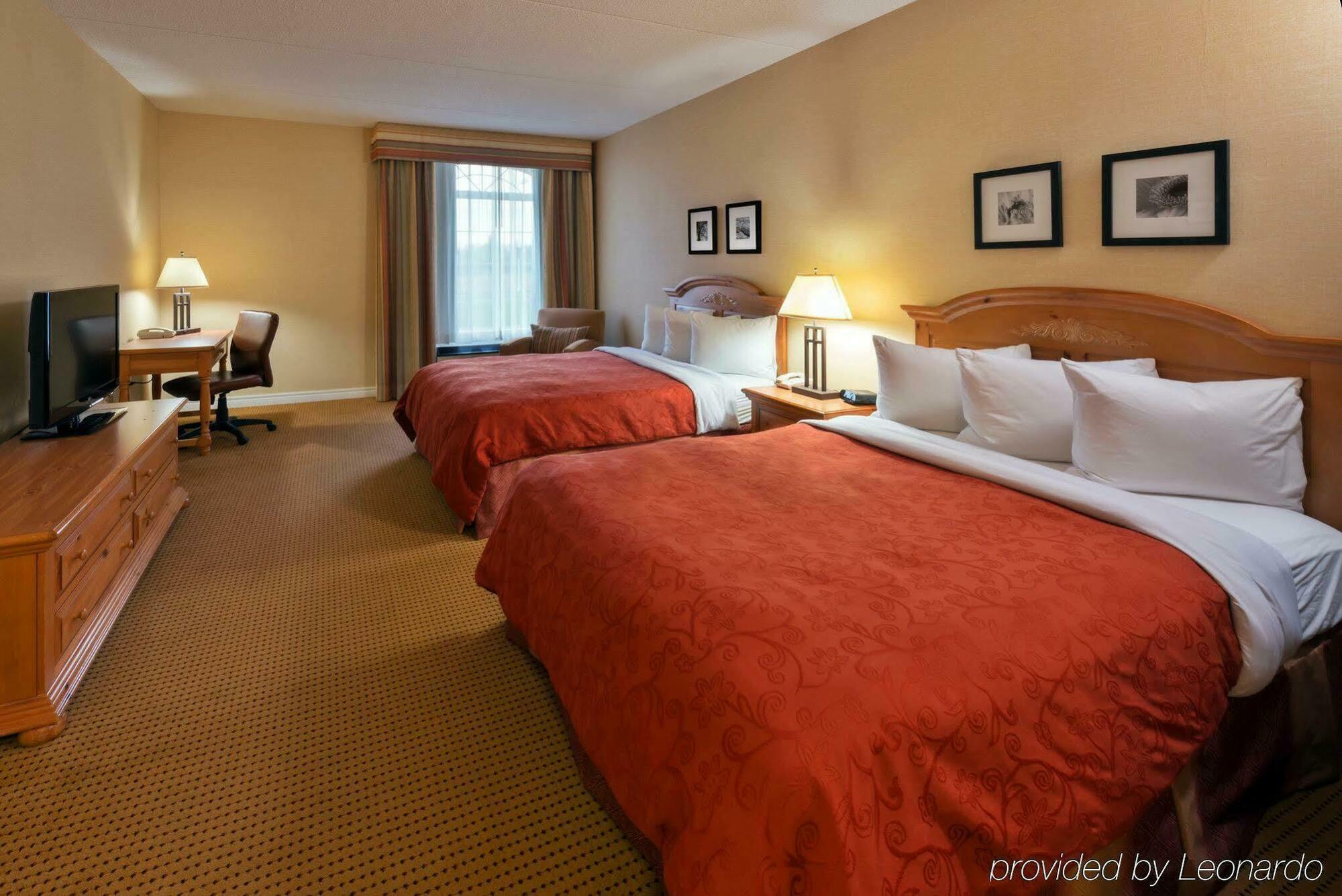 Quality Inn & Suites Oakville Esterno foto